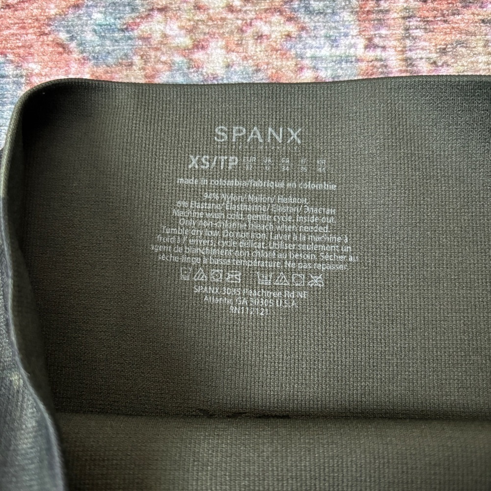 Spanx Camo Print Look at Me Now Seamless Leggings - Picture 3 of 9